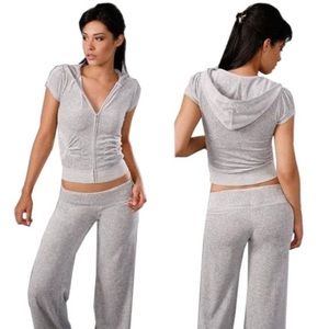 2 piece Juicy couture grey short sleeve tracksuit